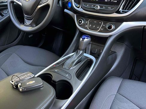 Used 2019 Chevrolet Volt LT FWD image 65