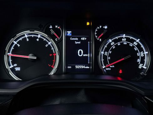 Used 2020 Toyota 4Runner TRD Off-Road Premium w/ Moonroof Package image 10