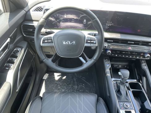 New 2025 Kia Telluride SX Prestige X-Line AWD/4WD image 13