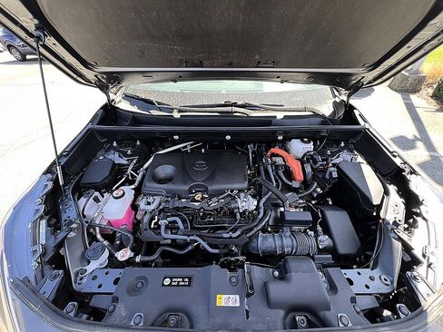Used 2024 Toyota RAV4 XSE image 10