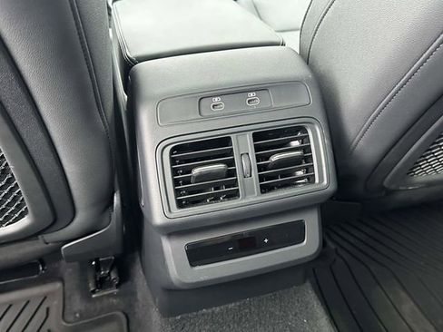 Certified 2025 Audi Q5 Premium Plus w/ Premium Plus AWD/4WD image 15