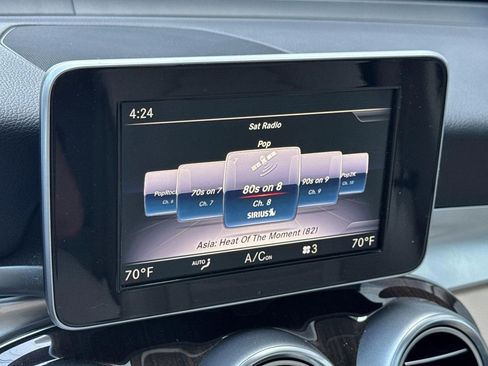 Used 2019 Mercedes-Benz GLC 300 image 25