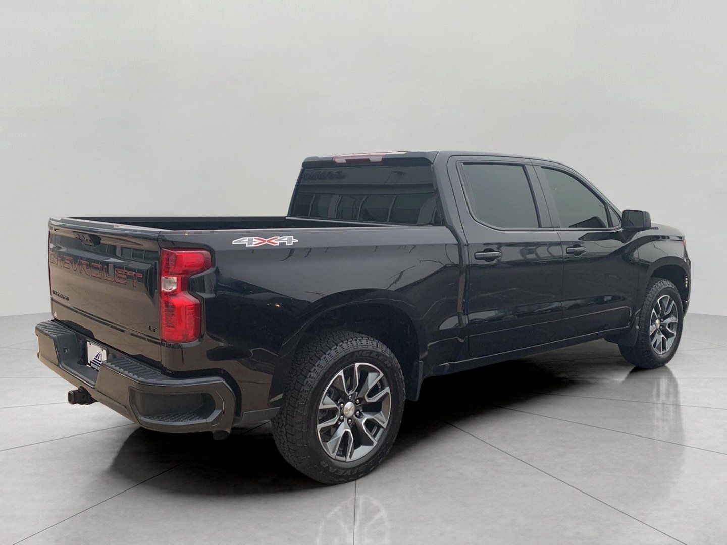 Certified 2024 Chevrolet Silverado 1500 LT AWD/4WD image 8