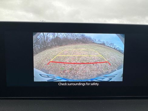 Used 2024 MAZDA MAZDA3 s image 25