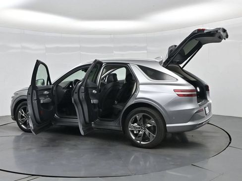 Used 2025 Genesis Electrified GV70 w/ Prestige Package AWD/4WD image 42