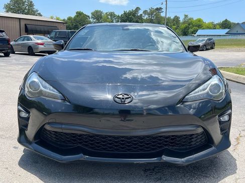 Used 2019 Toyota 86 RWD image 3
