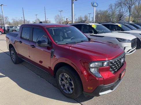 Used 2025 Ford Maverick XLT w/ XLT Luxury Package image 19