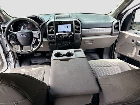Used 2021 Ford F550 4x4 Crew Cab Super Duty image 19