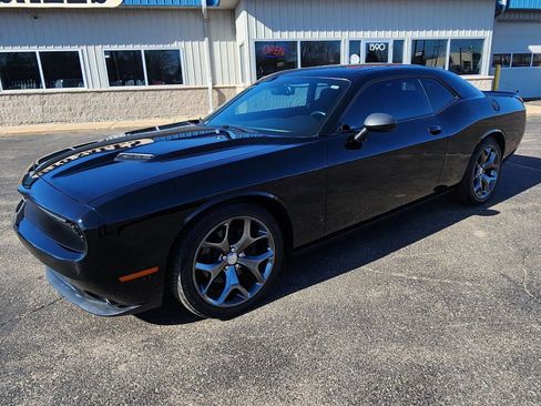 Used 2015 Dodge Challenger R/T w/ Quick Order Package 28B R/T image 4