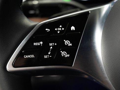 Certified 2026 Mercedes-Benz C 300 Sedan image 21