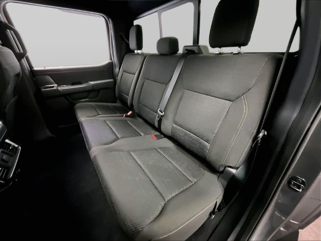 Used 2023 Ford F150 4x4 SuperCrew image 25