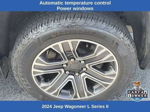Used 2024 Jeep Wagoneer L Series II RWD image 10