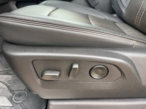 Used 2025 Chevrolet Silverado 2500 High Country w/ Technology Package image 20