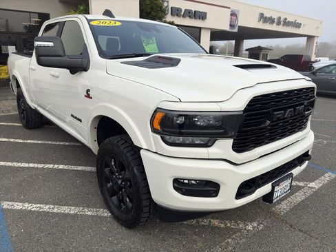 Used 2023 RAM 2500 Limited AWD/4WD image 32