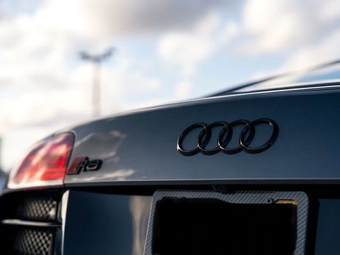 Used 2011 Audi R8 V10 image 31