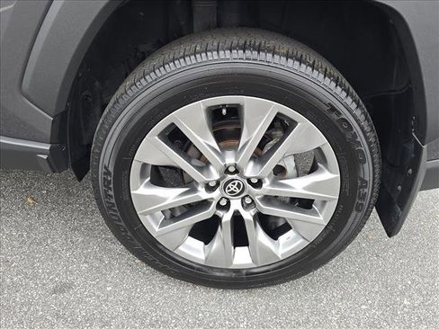 Used 2024 Toyota RAV4 XLE Premium image 11