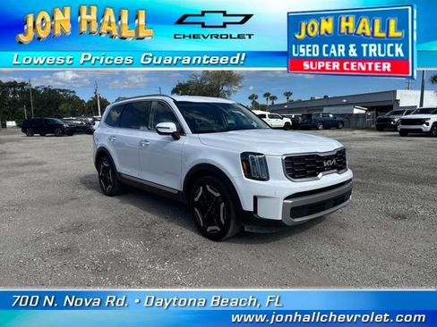 Used 2023 Kia Telluride S image 1