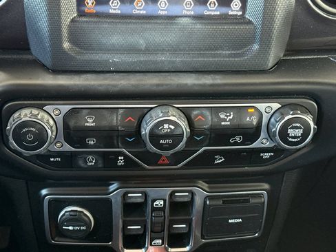 Used 2020 Jeep Wrangler Unlimited Sport AWD/4WD image 31