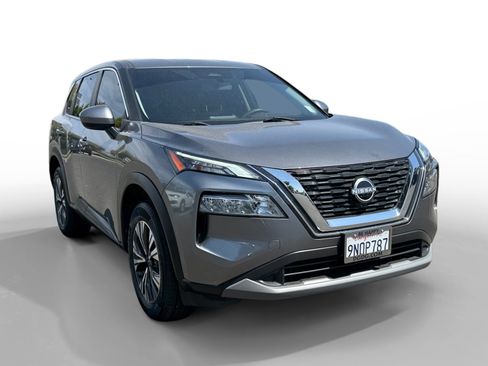 Used 2023 Nissan Rogue SV AWD/4WD image 7