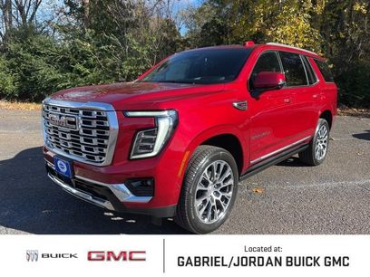 New 2026 GMC Yukon Denali w/ Sun & Power Step Package