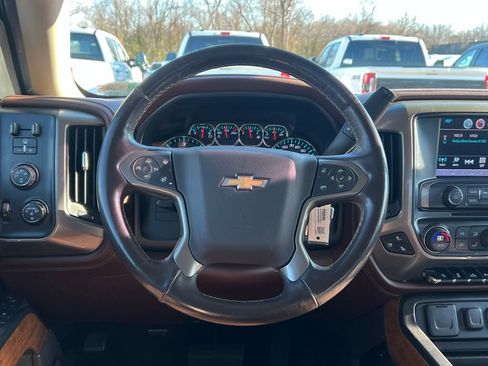 Used 2016 Chevrolet Silverado 1500 High Country w/ High Country Premium Package image 33