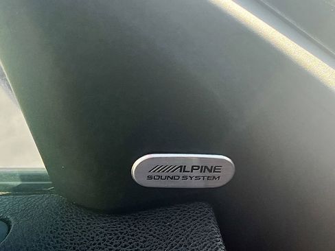 Used 2022 Chrysler 300 S RWD image 19