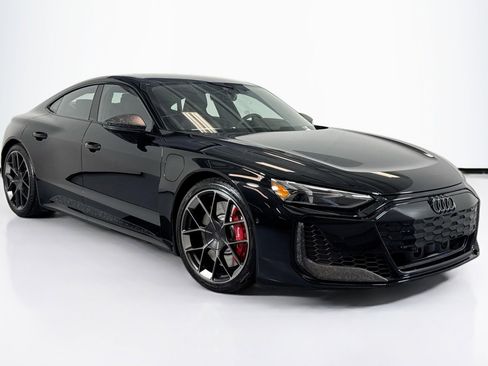 New 2026 Audi RS e-tron GT performance image 3