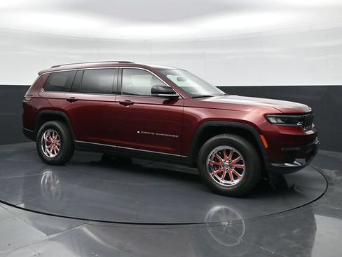 Used 2021 Jeep Grand Cherokee L Limited AWD/4WD image 3