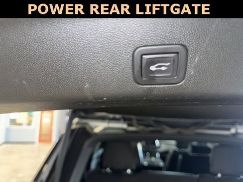 Certified 2024 Chevrolet Tahoe LT image 27