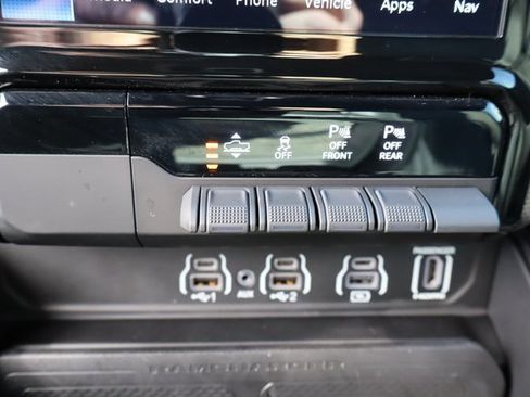 Used 2025 RAM 1500 Limited w/ Bed Utility Group image 45