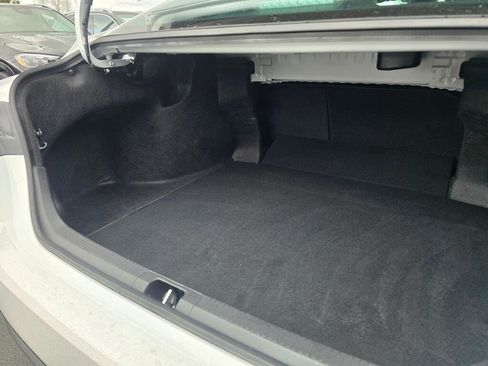 Used 2025 Toyota Camry SE image 22