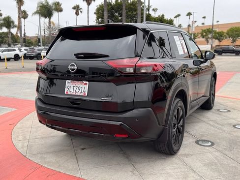 Certified 2023 Nissan Rogue SV w/ SV Premium B Package FWD image 8