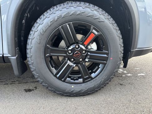 New 2026 Nissan Rogue SV image 9