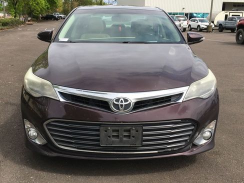 Used 2013 Toyota Avalon XLE Touring FWD image 9