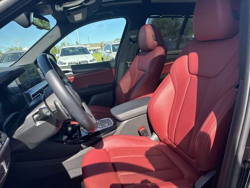 Used 2023 BMW X3 xDrive30i w/ M Sport Package AWD/4WD image 10