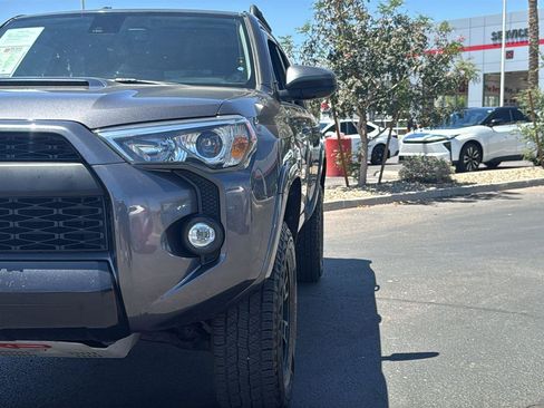 Used 2022 Toyota 4Runner TRD Pro AWD/4WD image 3
