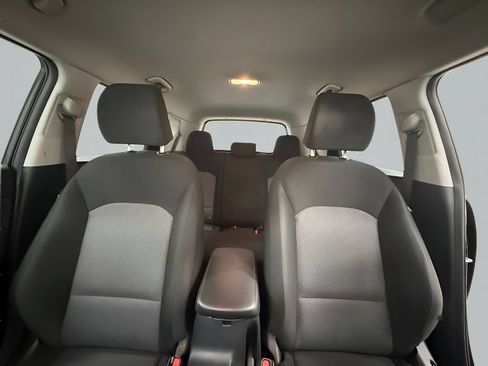 Used 2020 Kia Soul LX FWD image 14