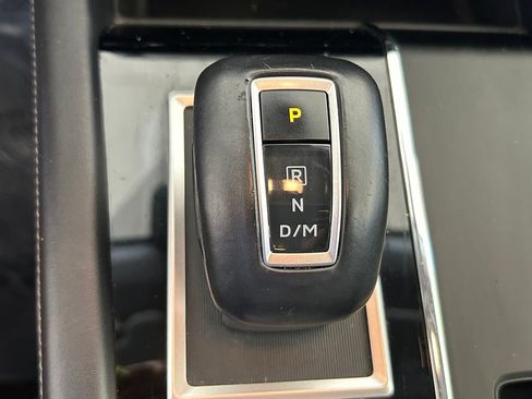 Used 2023 Mitsubishi Outlander SE FWD image 8