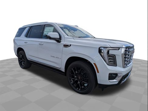 New 2026 GMC Yukon Denali w/ Denali Reserve Package AWD/4WD image 2