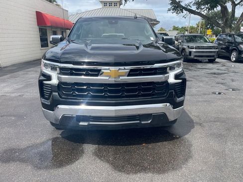 Used 2025 Chevrolet Silverado 1500 LT RWD image 8