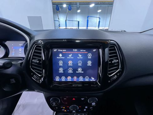 Used 2020 Jeep Compass Limited AWD/4WD image 24