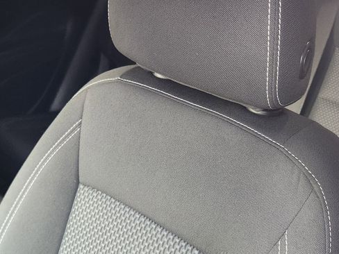 Used 2022 GMC Terrain SLE w/ Driver Convenience Package image 15