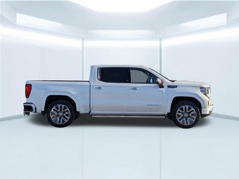 Used 2024 GMC Sierra 1500 Denali w/ Denali Reserve Package AWD/4WD image 7