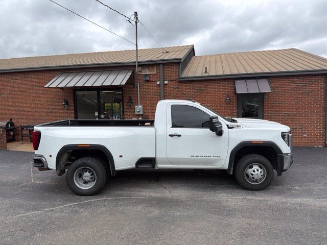 Used 2024 GMC Sierra 3500 Pro w/ 1SA Pro Safety Plus Package AWD/4WD image 13