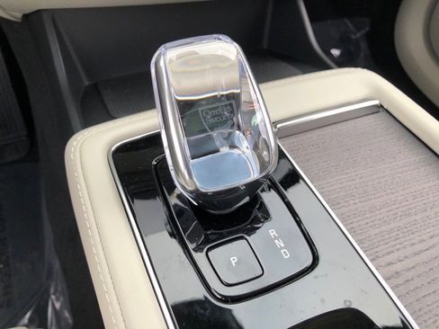 New 2026 Volvo XC90 B6 Ultra w/ Protection Package image 30