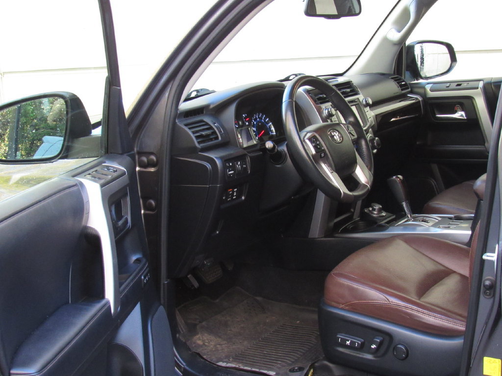 Certified 2019 Toyota 4Runner Limited AWD/4WD image 9
