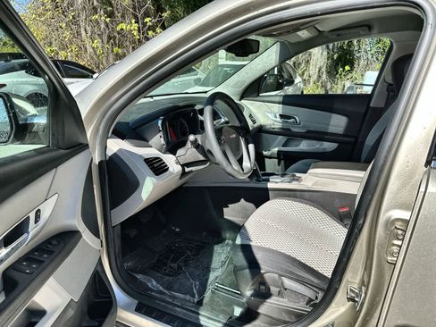 Used 2013 GMC Terrain SLE w/ LPO, Chrome Package image 2