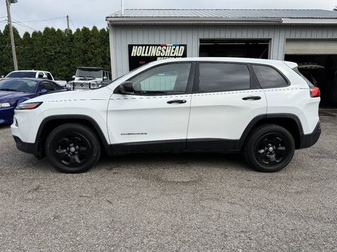 Used 2014 Jeep Cherokee Sport FWD image 8