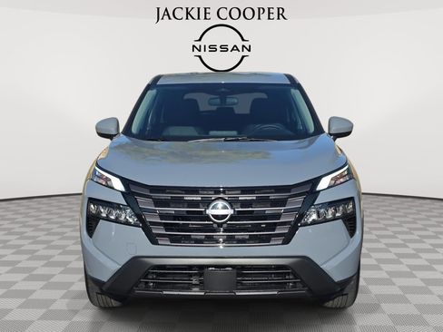 New 2026 Nissan Rogue SV w/ Cold Weather Package FWD image 2