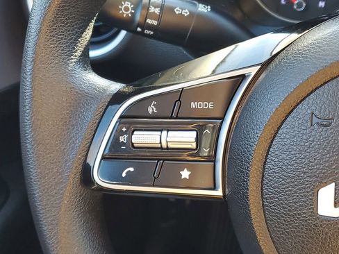 Used 2024 Kia Forte LXS image 13